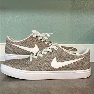 Nike SB Solarsoft Multicolor Sneakers